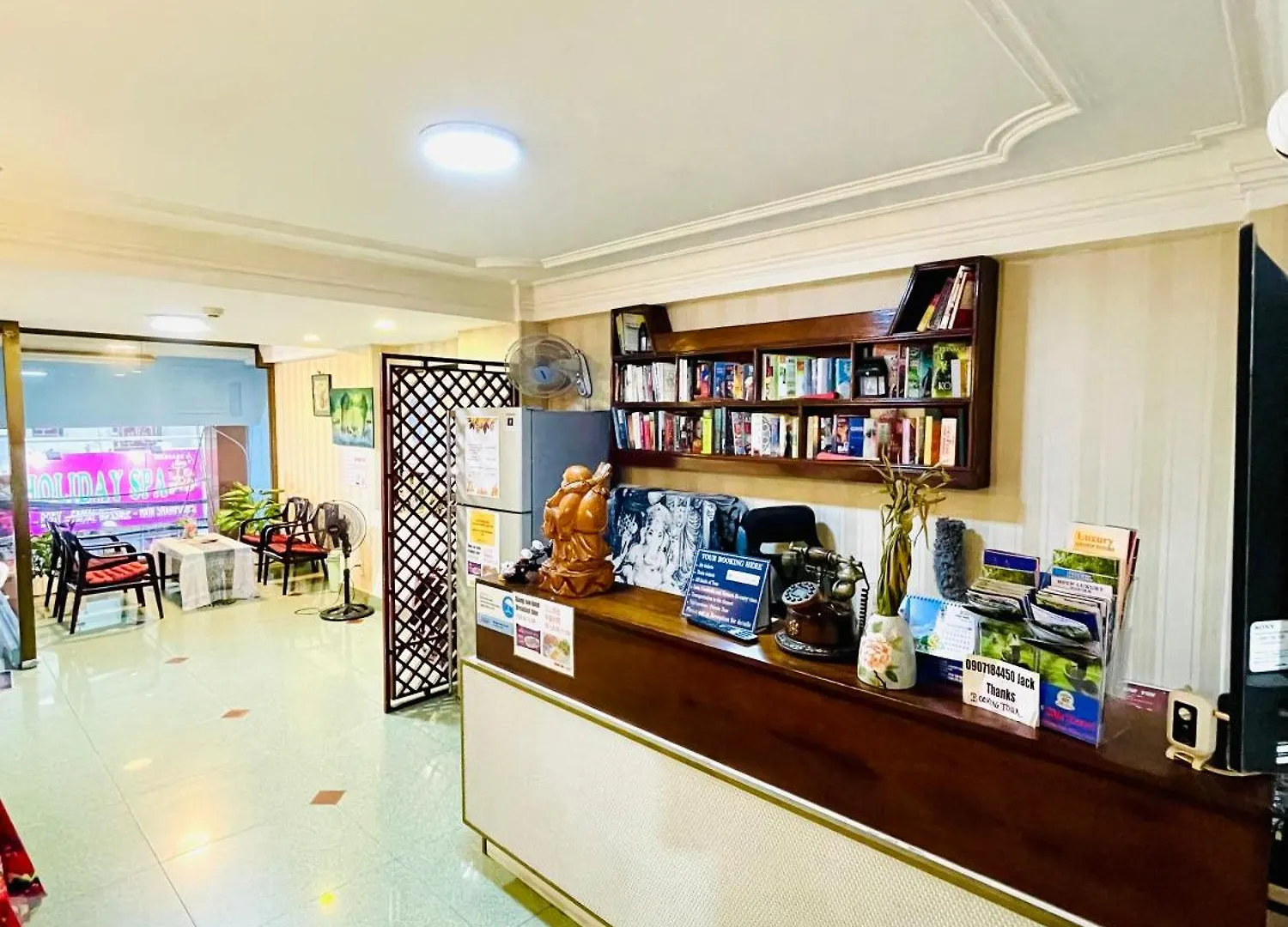 Giang Son Hotel江山民宿范五老区酒吧街胡志明市 Вьетнам